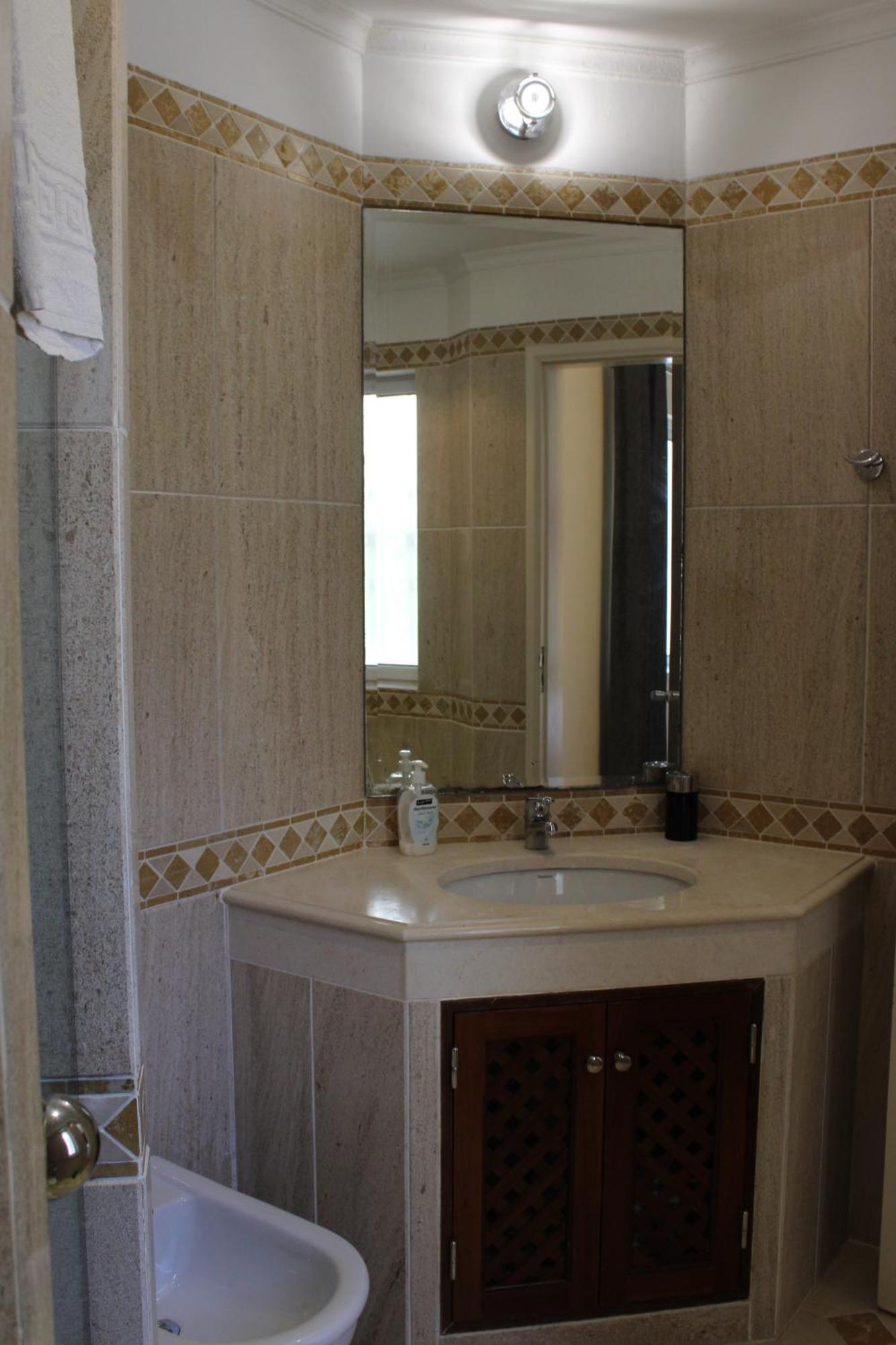 Luxury 2 Bedroom Apartment With Private Garden المانسيل المظهر الخارجي الصورة